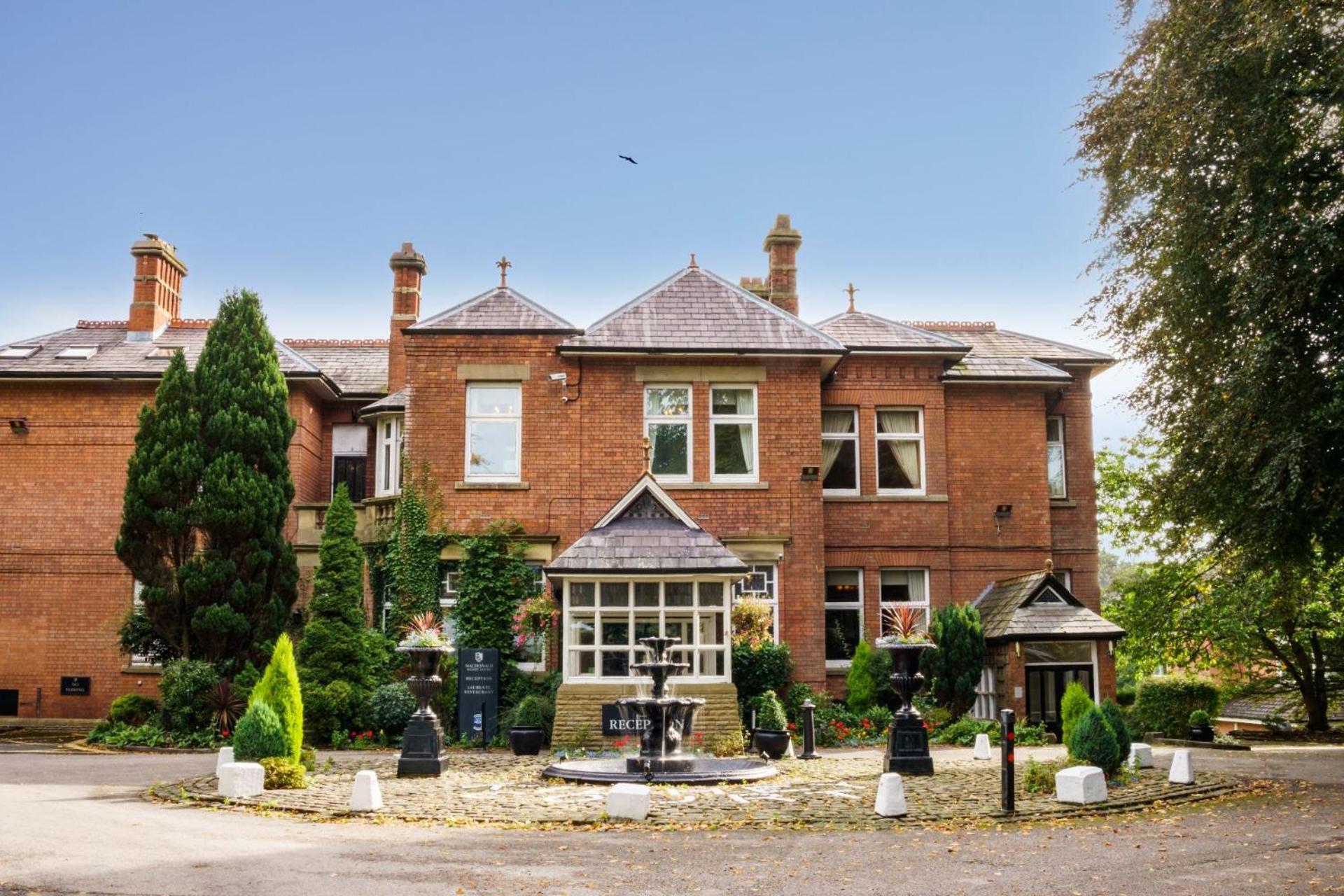 Macdonald Kilhey Court Hotel Γουίγκαν Εξωτερικό φωτογραφία