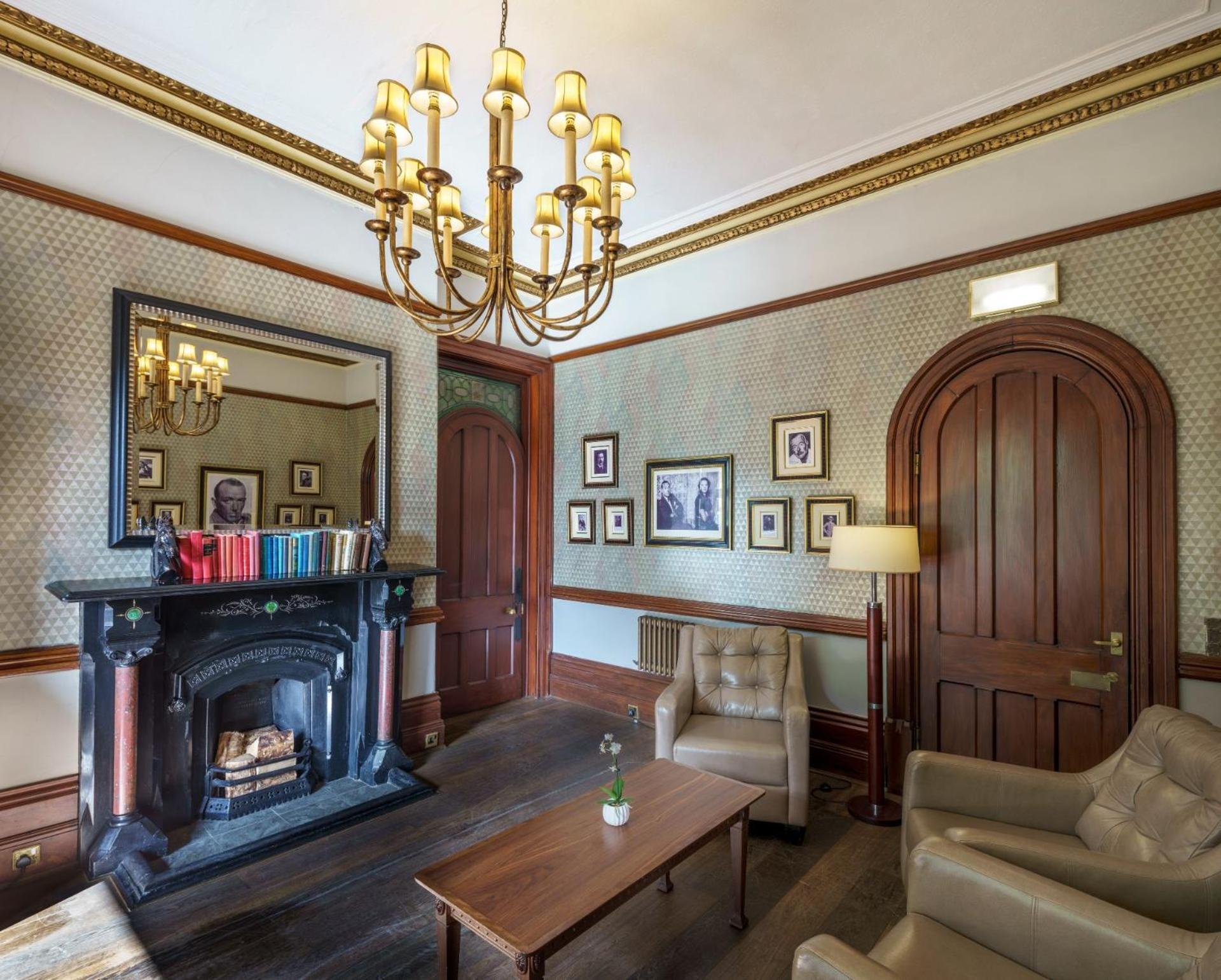 Macdonald Kilhey Court Hotel Γουίγκαν Εξωτερικό φωτογραφία